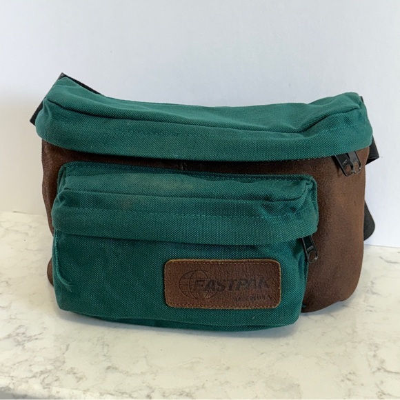 EASTPAK Leather Camera Waist Bag Green Brown - Picture 1 of 9